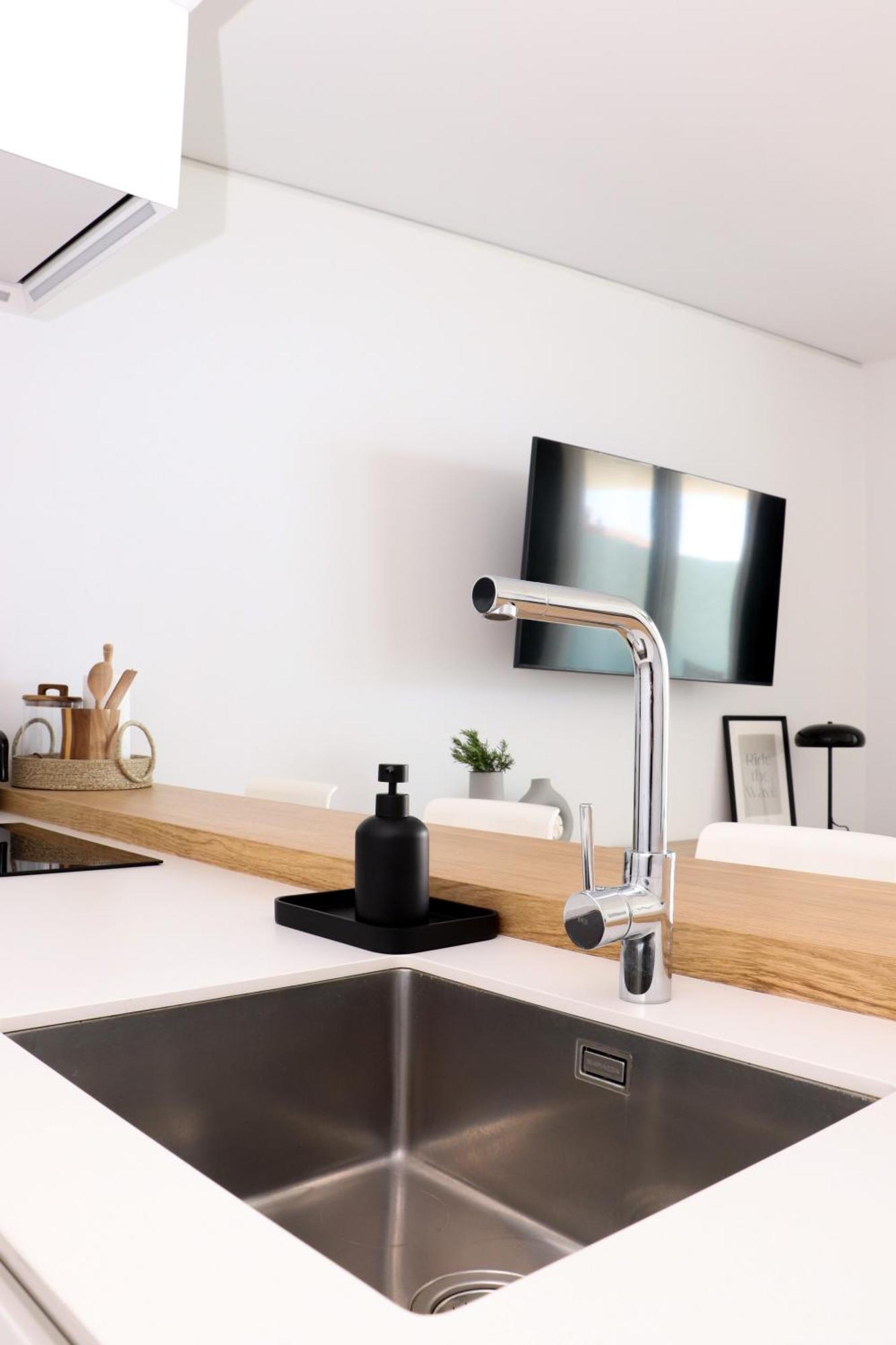 Fantastic Apartment In The Wave Just Steps From Carvajal Beach - Pool And Free Parking Fuengirola Εξωτερικό φωτογραφία
