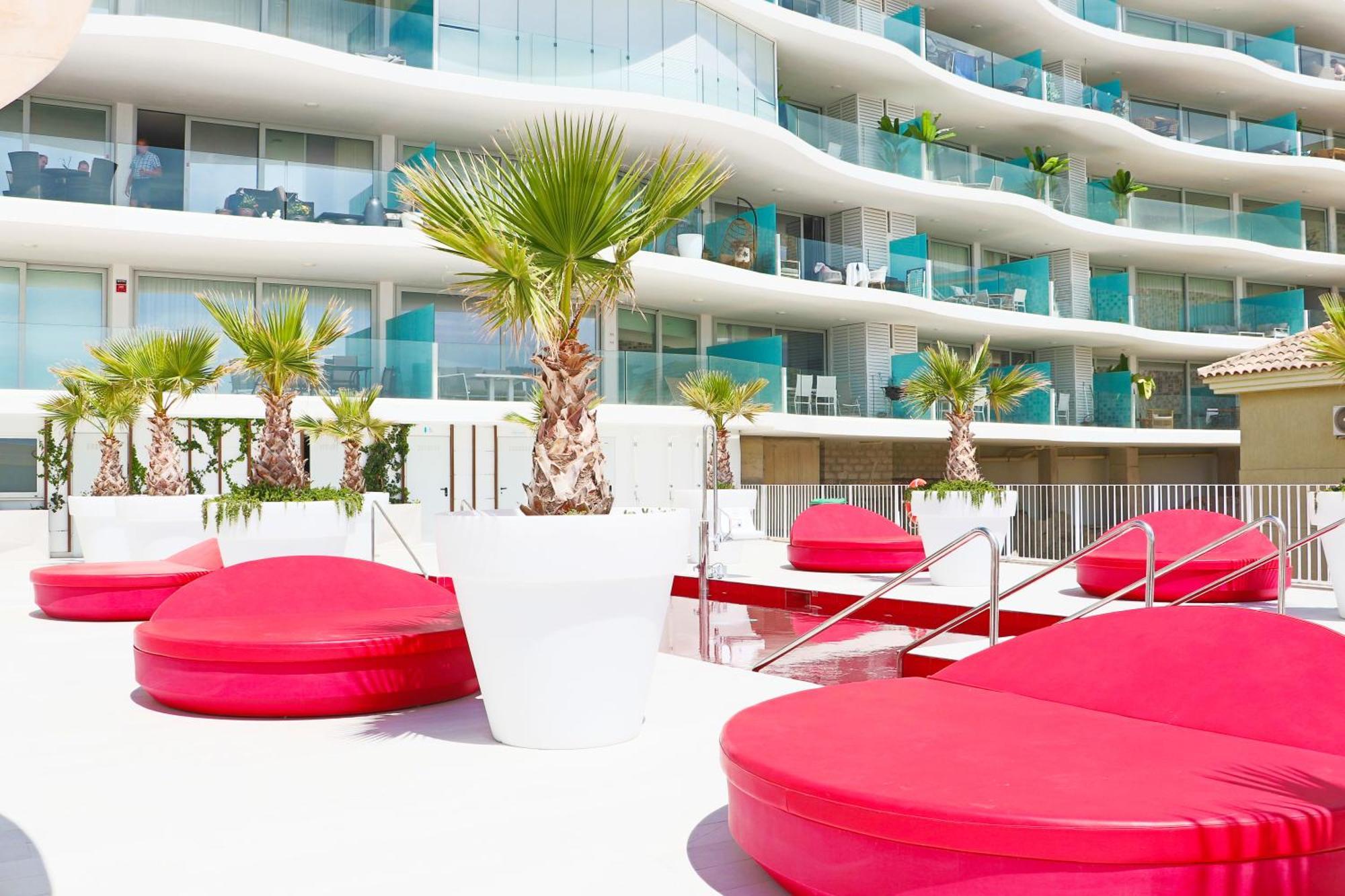 Fantastic Apartment In The Wave Just Steps From Carvajal Beach - Pool And Free Parking Fuengirola Εξωτερικό φωτογραφία